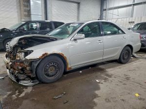 Toyota Camry LE 2.4L 4 2004