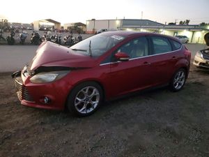 Ford Focus TITANIUM 2.0L 4 2014
