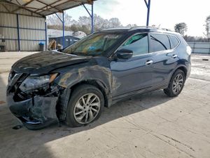 Nissan Rogue S 2.5L 4 2015