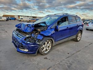 Ford Escape TITANIUM 2.0L 4 2015