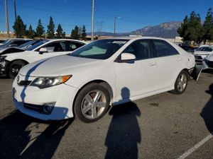 Toyota Camry L 2.5L 4 2014