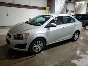 Chevrolet Aveo (Sonic) LT 1.8L 4 2012