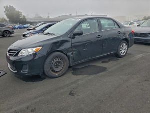 Toyota Corolla BASE 1.8L 4 2013