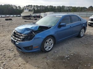 Ford Fusion SE 2.5L 4 2010