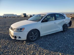 Volkswagen Jetta BASE 2.0L 4 2012