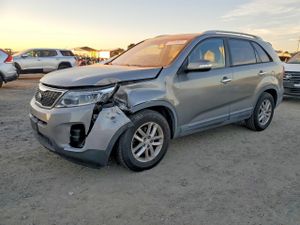 Kia Sorento LX 2.4L 4 2014