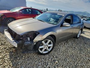 Nissan Maxima SE 3.5L 6 2004