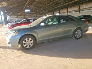 Toyota Camry BASE 2.5L 4 2011