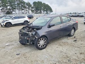 Nissan Versa S 1.6L 4 2015