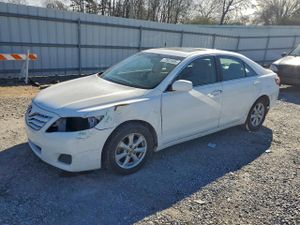 Toyota Camry BASE 2.5L 4 2011