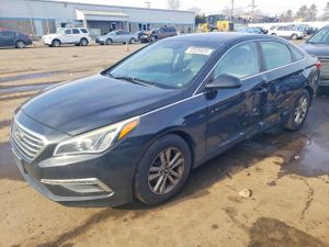 Hyundai Sonata SE 2.4L 4 2015