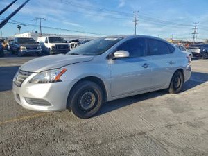 Nissan Sentra S 1.8L 4 2015