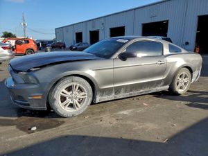 Ford Mustang 3.7L 6 2014