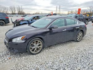 Nissan Maxima S 3.5L 6 2010