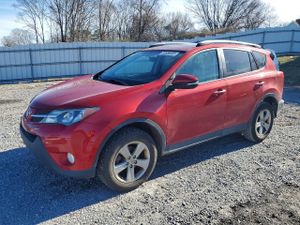 Toyota Rav4 XLE 2.5L 4 2013