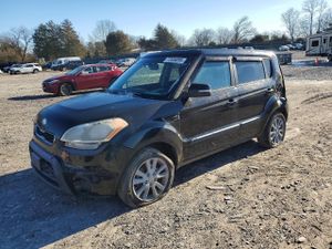 Kia Soul + 2.0L 4 2013