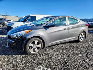 Hyundai Elantra GLS 1.8L 4 2013