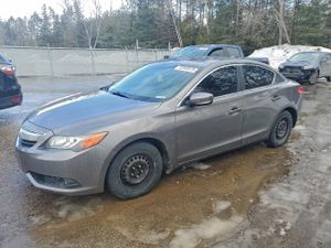 Acura ILX 20 TECH 2.0L 4 2013