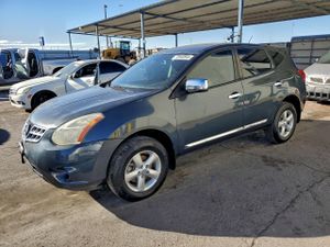Nissan Rogue S 2.5L 4 2012