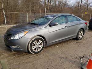Hyundai Sonata GLS 2.4L 4 2013