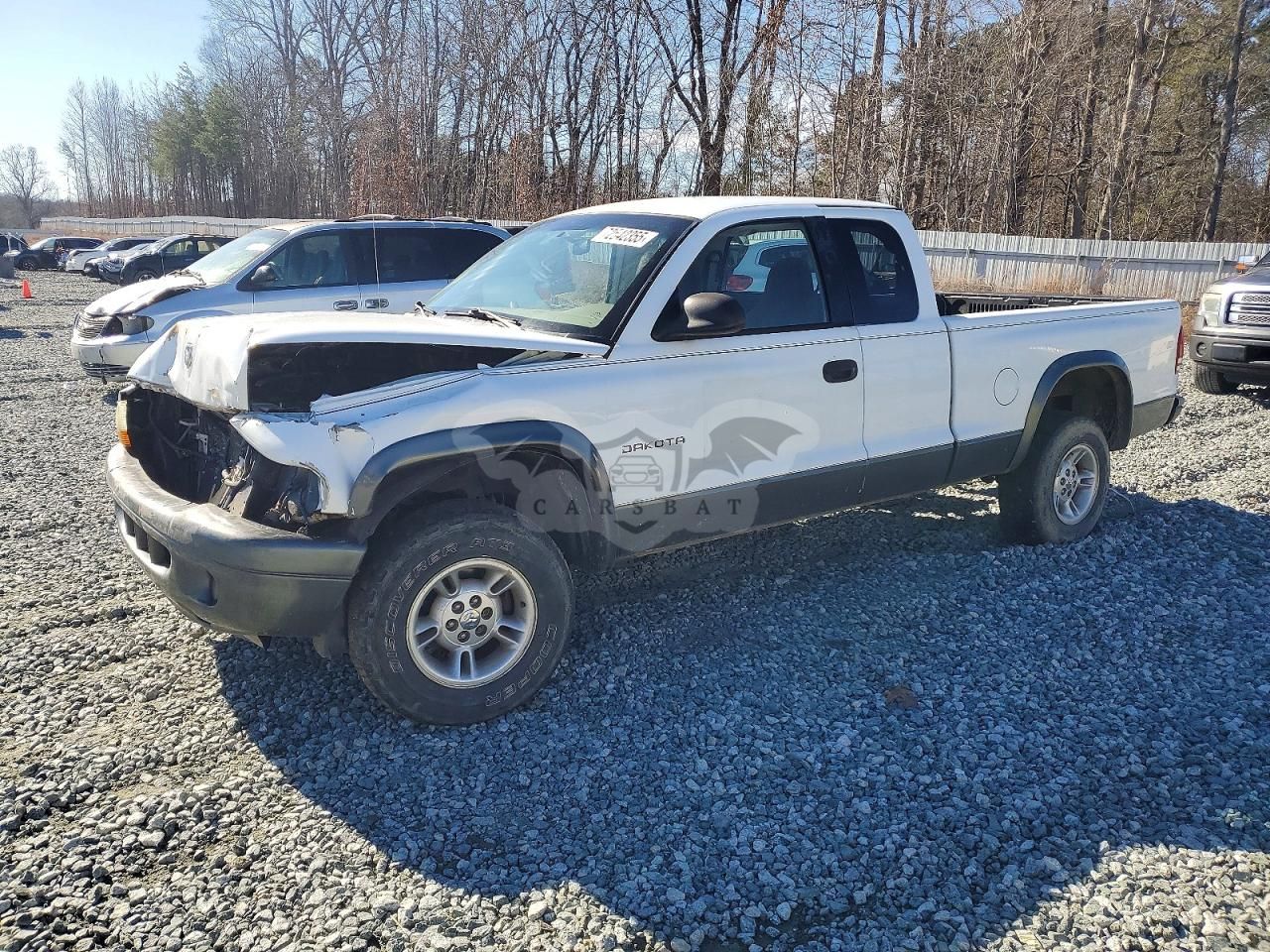 Dodge Dakota BASE 3.9L 6 2002