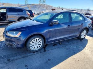 Volkswagen Jetta SE 1.8L 4 2014