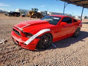 Ford Mustang GT 5.0L 8 2013