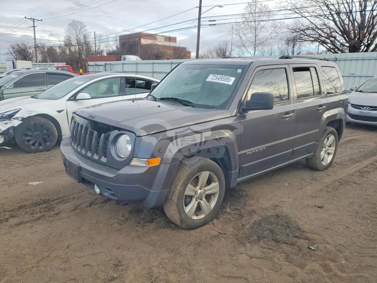 Jeep Patriot LATITUDE 2.4L 4 2015