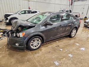 Chevrolet Aveo (Sonic) LT 1.8L 4 2014