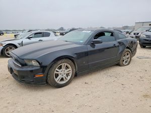 Ford Mustang 3.7L 6 2014