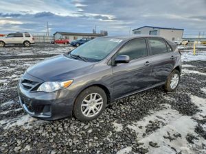 Toyota Corolla BASE 1.8L 4 2011