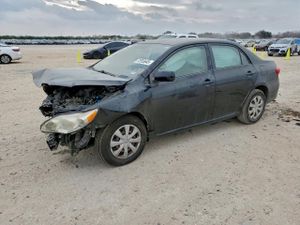 Toyota Corolla BASE 1.8L 4 2011
