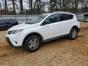 Toyota Rav4 LE 2.5L 4 2015