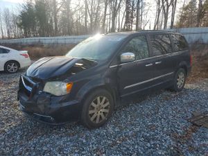 Chrysler Town & Country TOURING L 3.6L 6 2011