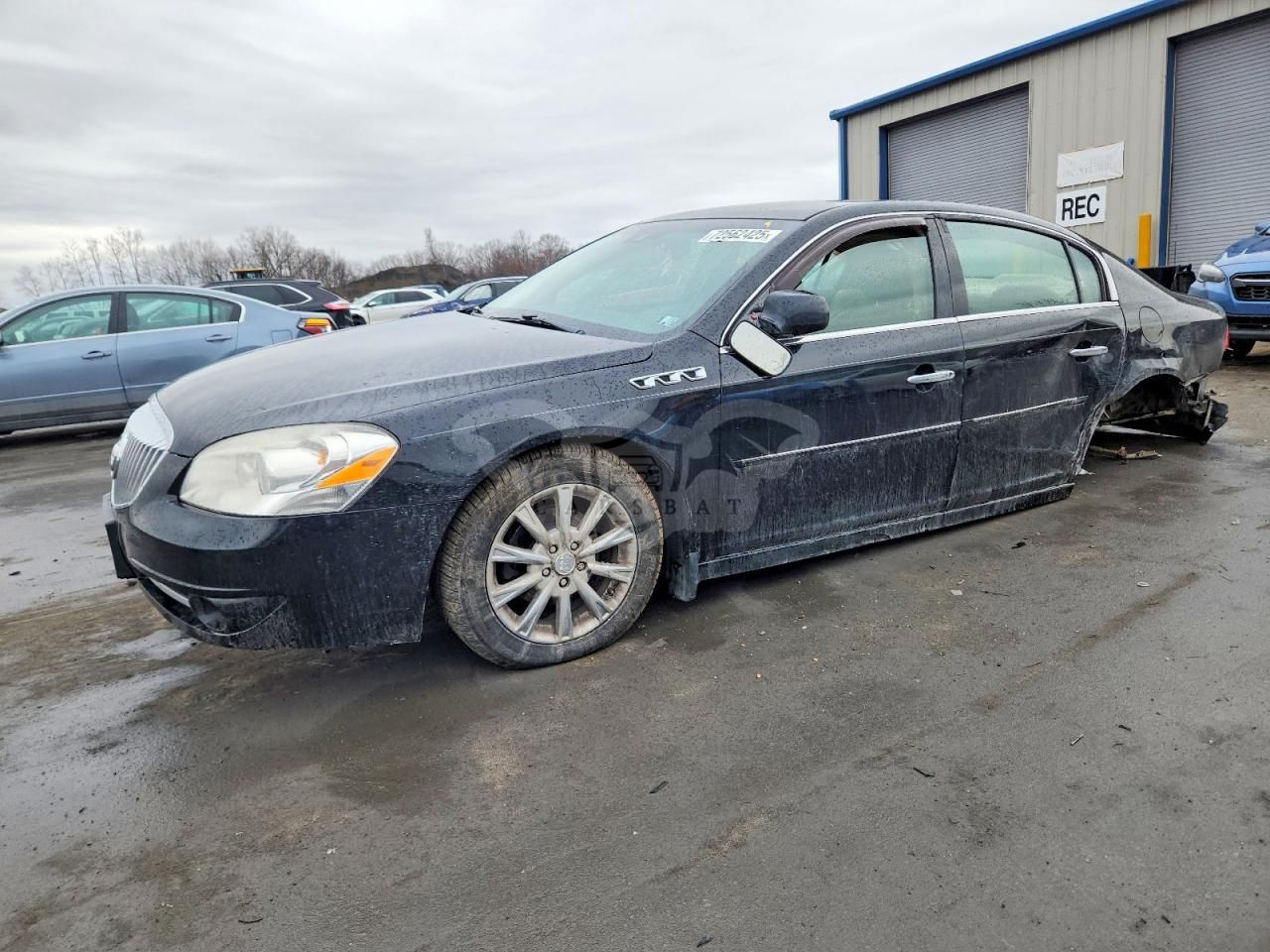 Buick Lucerne CXL 3.9L 6 2011