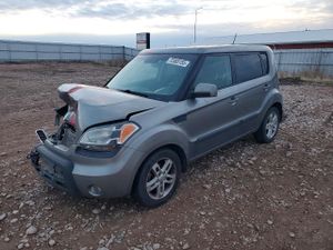 Kia Soul + 2.0L 4 2011