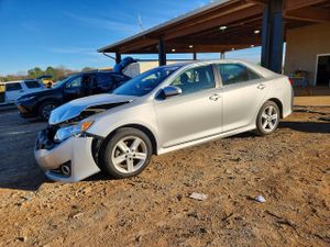 Toyota Camry BASE 2.5L 4 2012