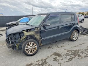 Kia Soul + 2.0L 4 2013