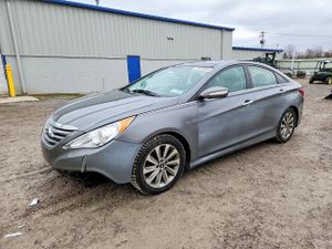 Hyundai Sonata SE 2.4L 4 2014