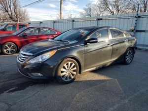Hyundai Sonata SE 2.0L 4 2014