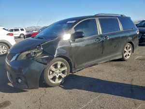 Toyota Sienna SPORT 3.5L 6 2012