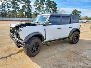 Ford Bronco BASE 2.7L 6 2023
