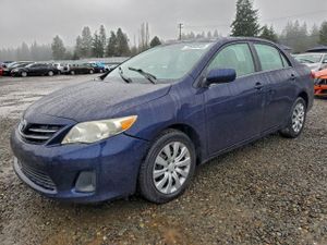 Toyota Corolla BASE 1.8L 4 2013