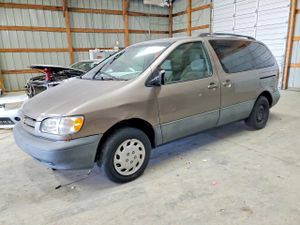 Toyota Sienna LE 3.0L 6 1999