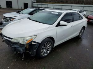Toyota Camry LE 2.5L 4 2015
