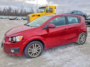 Chevrolet Aveo (Sonic) LT 1.8L 4 2012