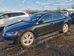 Volkswagen Passat SE 2.0L 4 2014