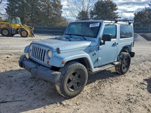 Jeep Wrangler SAHARA 3.6L 6 2012