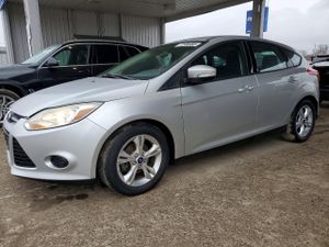 Ford Focus SE 2.0L 4 2014