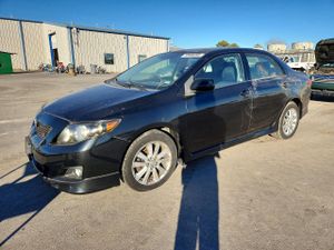 Toyota Corolla BASE 1.8L 4 2010